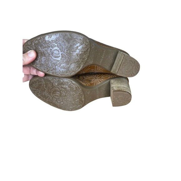 Josef Seibel Leather Open Toe Mules Size 37/6 Floral Cutout Design Stacked Heel - Picture 8 of 9